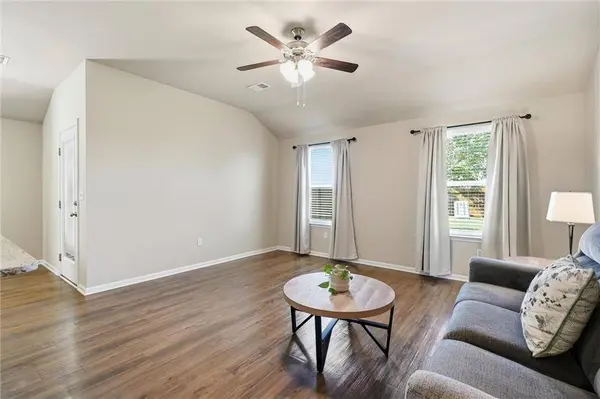 526 N Pear ST, Gardner, KS 66030