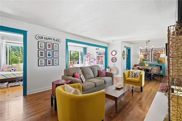 725 W Elm ST, Olathe, KS 66061
