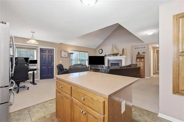 600 S Maple ST, Gardner, KS 66030