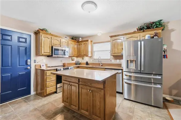 600 S Maple ST, Gardner, KS 66030