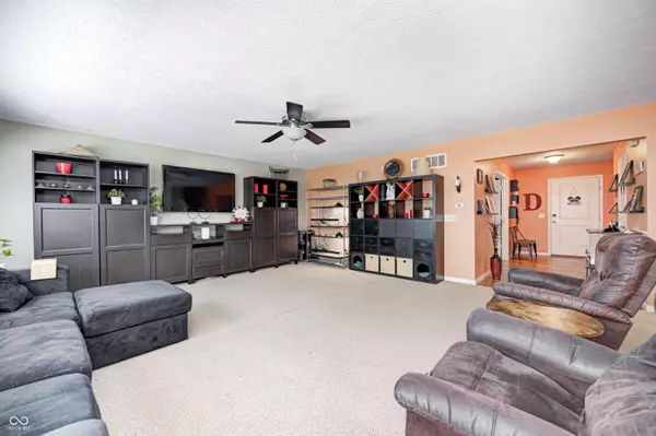 11121 Godfrey DR, Noblesville, IN 46060