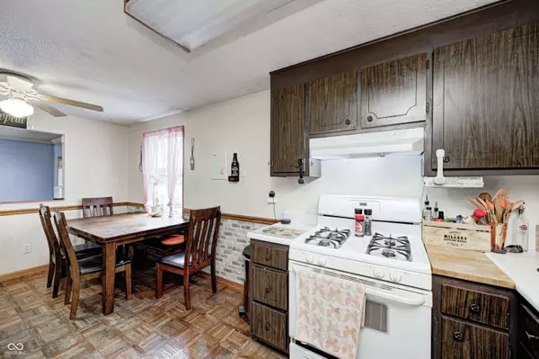 11416 Stoeppelwerth DR, Indianapolis, IN 46229