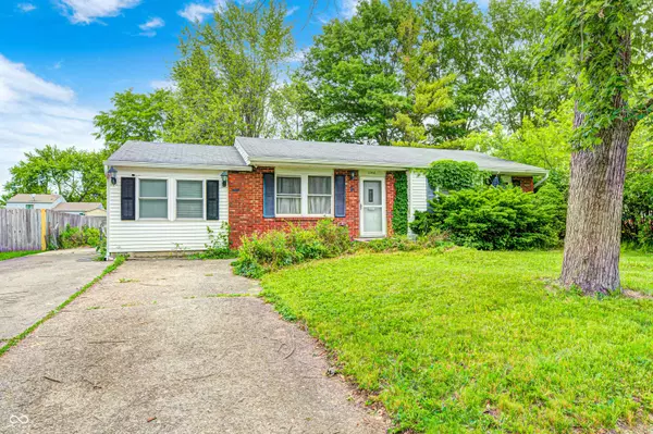 11416 Stoeppelwerth DR, Indianapolis, IN 46229