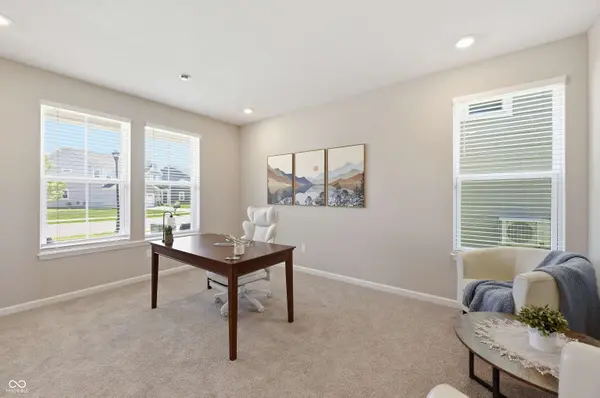 5730 Palazzo LN, Mccordsville, IN 46055