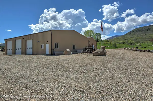 5708 County Road 301, Parachute, CO 81635