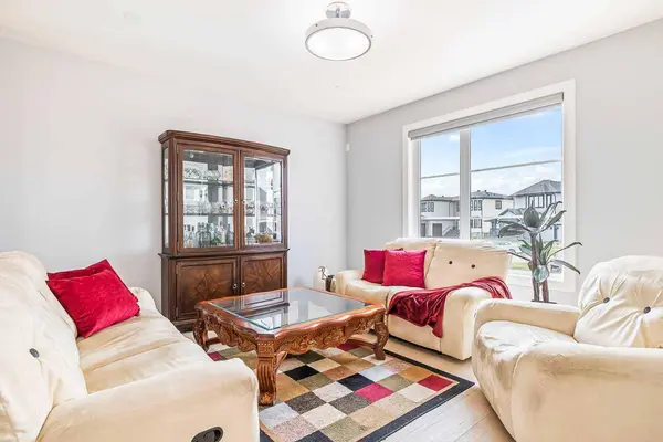 308 Grange LN, Conrich, AB T1Z 0B8