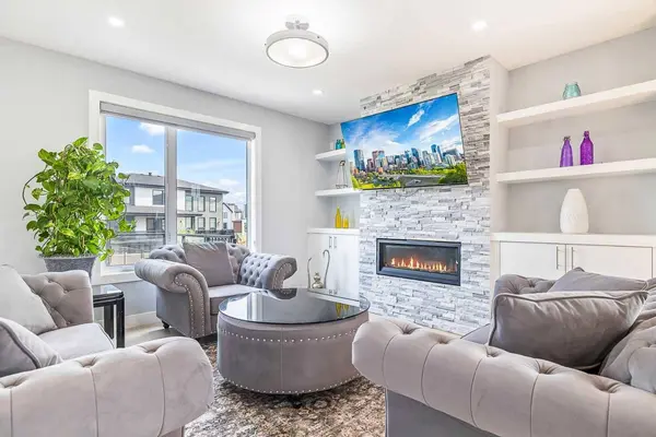 308 Grange LN, Conrich, AB T1Z 0B8
