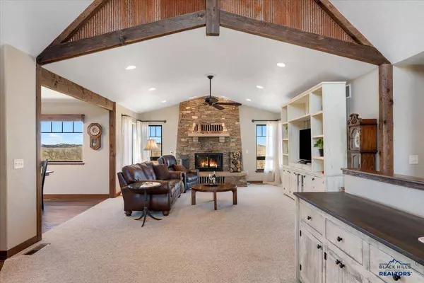 10226 Buena Vista Ln, Belle Fourche, SD 57717-0000