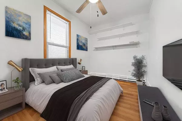 13538 S Burley AVE, Chicago, IL 60633