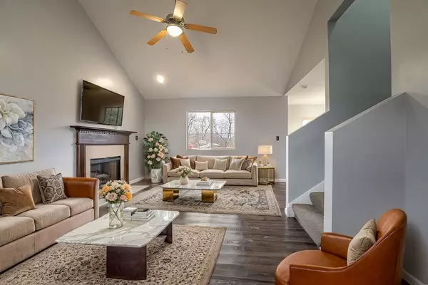 7251 E ILLINOIS ST, St. Anne, IL 60964