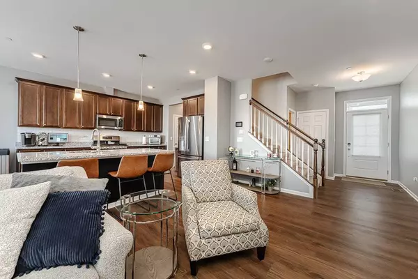 16526 S Winding Creek LN, Lockport, IL 60441