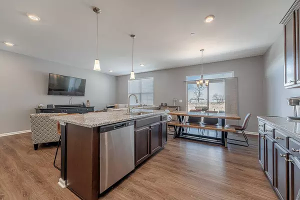 16526 S Winding Creek LN, Lockport, IL 60441