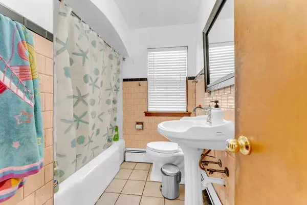 12850 Winchester AVE, Blue Island, IL 60406