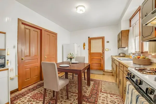 13009 Chicago ST, Blue Island, IL 60406