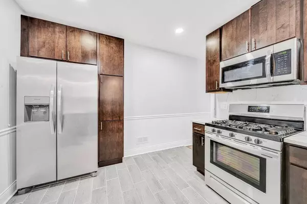 15730 Marshfield AVE, Harvey, IL 60426