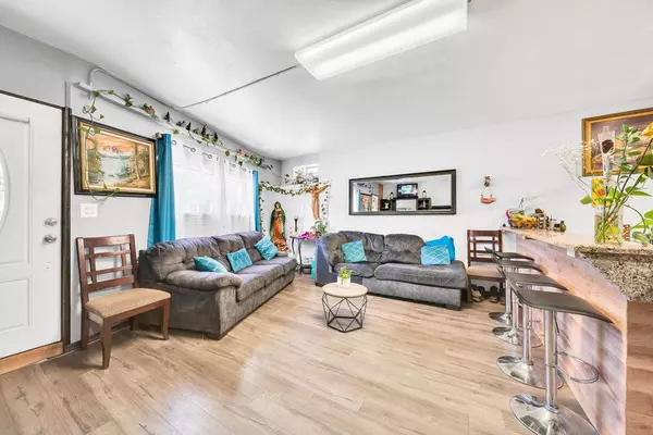 3724 W 135th ST, Robbins, IL 60472