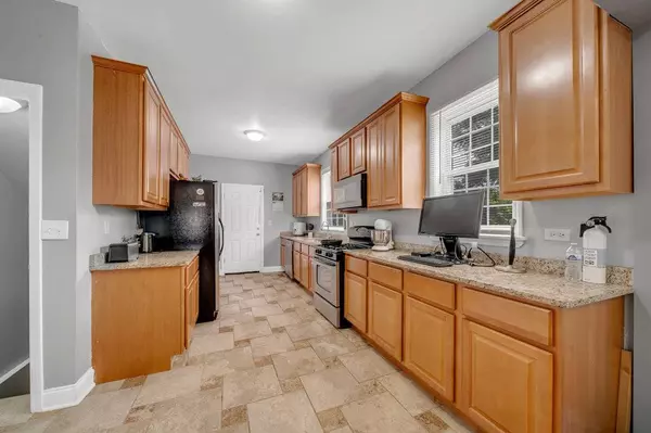 14115 S Wabash AVE, Riverdale, IL 60827