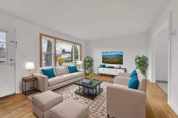 13513 Loomis LN, Crestwood, IL 60418