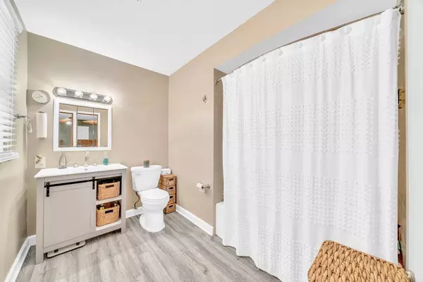 4100 W 137th ST, Robbins, IL 60472