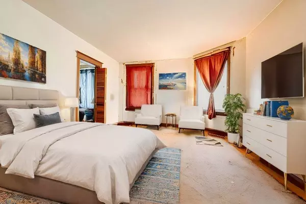 12401 S Green ST, Calumet Park, IL 60827