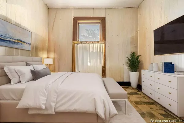 12401 S Green ST, Calumet Park, IL 60827