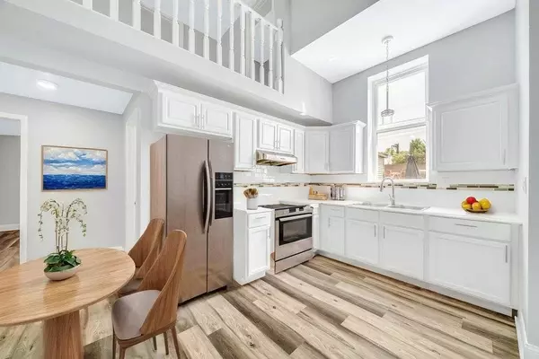 396 E Kensington AVE, Chicago, IL 60628