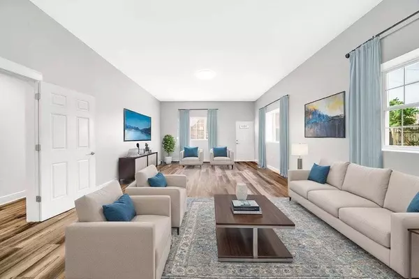 396 E Kensington AVE, Chicago, IL 60628