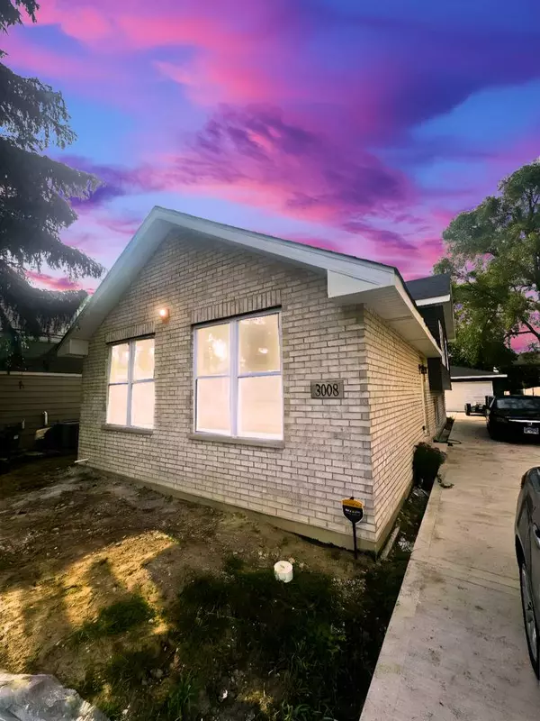 3008 141st ST, Blue Island, IL 60406