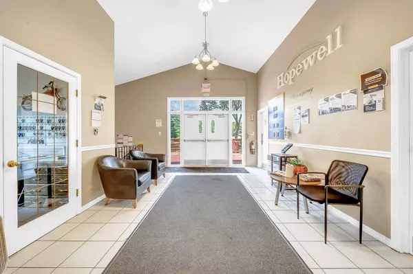 1352 N Cedar RD, New Lenox, IL 60451