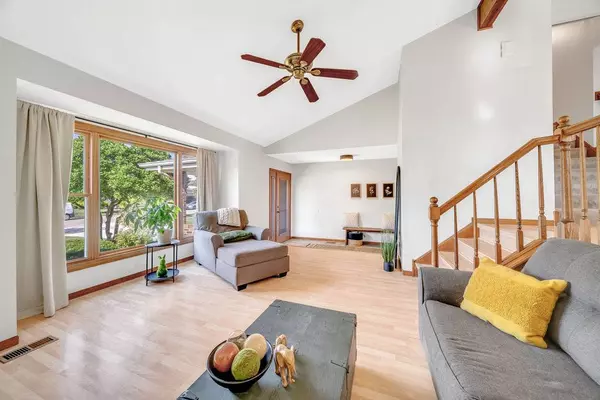 5118 W 112th PL, Alsip, IL 60803