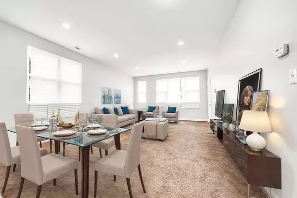 4936 S Loomis ST, Chicago, IL 60609