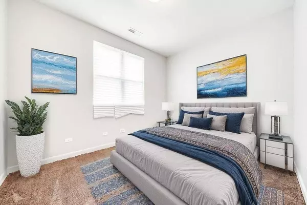 4936 S Loomis ST, Chicago, IL 60609