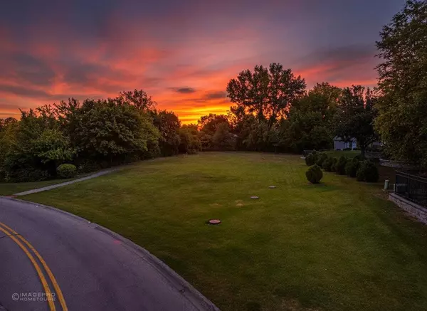 15633 Orlan Brook DR, Orland Park, IL 60462