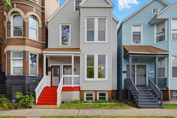 8919 S Exchange AVE, Chicago, IL 60617