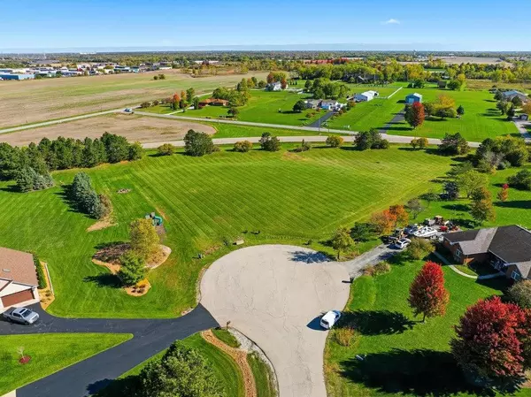 12 W Connie CT, Frankfort, IL 60423