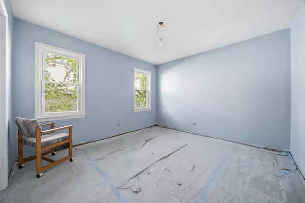 14235 S Dearborn ST, Riverdale, IL 60827