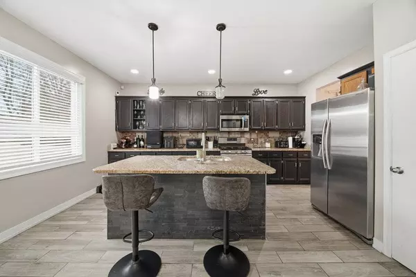 3742 Beech ST, Flossmoor, IL 60422