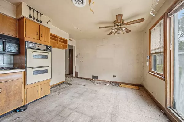 2131 W Exchange ST, Crete, IL 60417