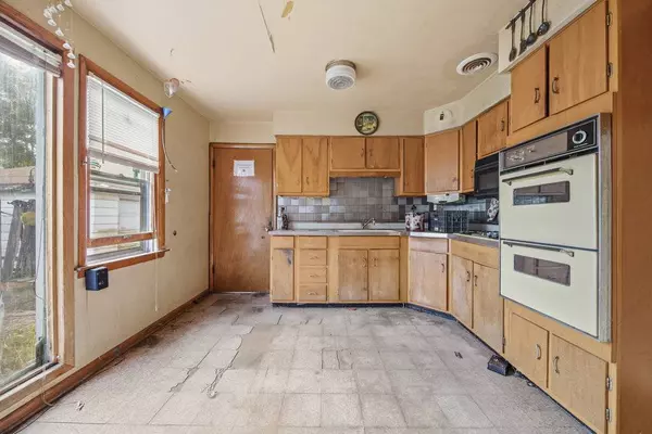 2131 W Exchange ST, Crete, IL 60417