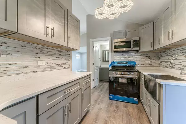 2330 121st ST, Blue Island, IL 60406