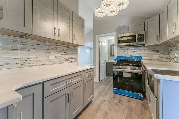 2330 121st ST, Blue Island, IL 60406