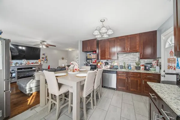 16207 Justine ST, Markham, IL 60428