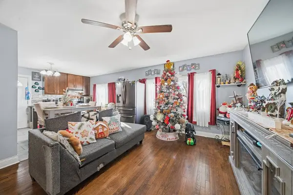 16207 Justine ST, Markham, IL 60428