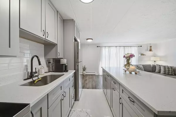 12558 Fairview AVE #3-A, Blue Island, IL 60406