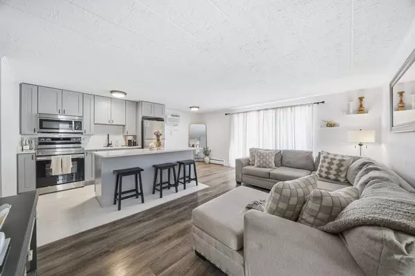 12558 Fairview AVE #3-A, Blue Island, IL 60406