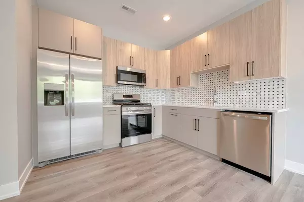 13426 Olde Western AVE #203, Blue Island, IL 60406