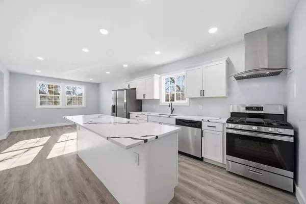 2112 Market ST, Blue Island, IL 60406