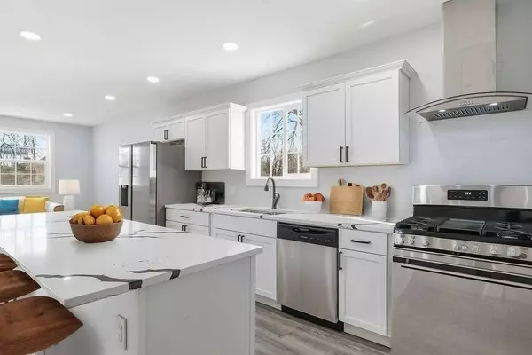 2112 Market ST, Blue Island, IL 60406