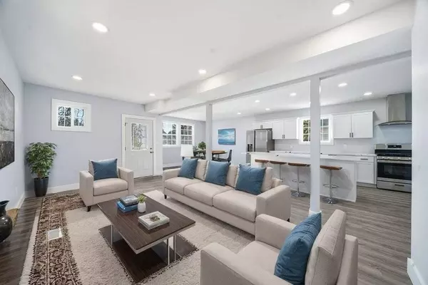 2112 Market ST, Blue Island, IL 60406