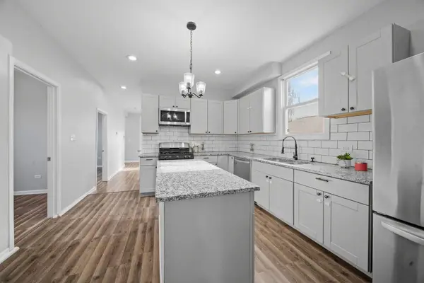 12356 S Green ST, Calumet Park, IL 60827